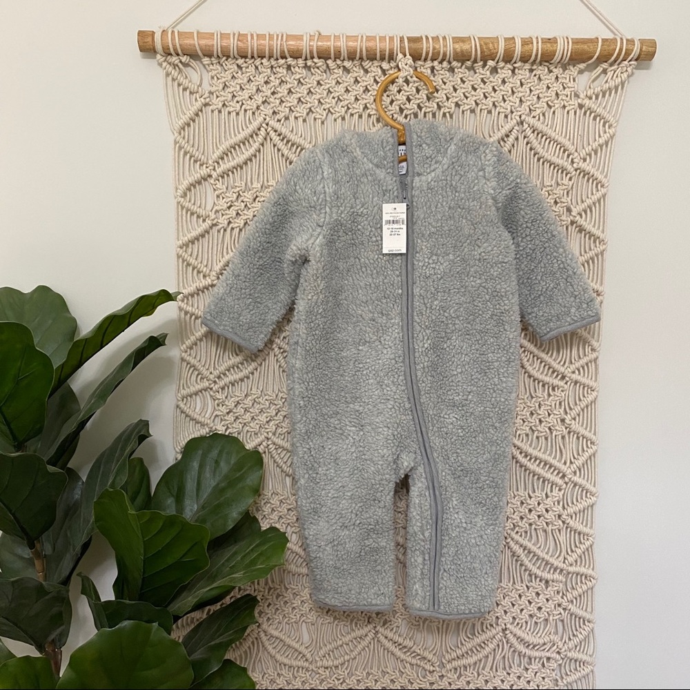 NWT Baby GAP Grey Bear Suit